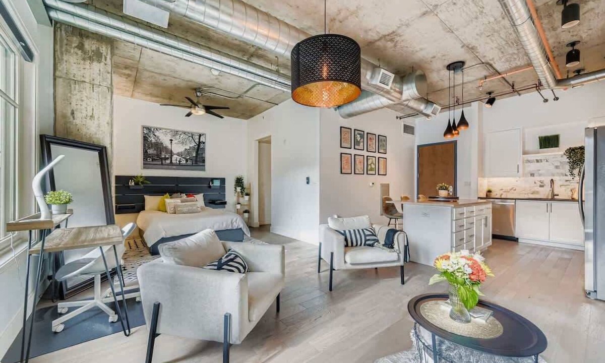 Central Boulder House | Exquisite Peloton Studio w/Large Balcony