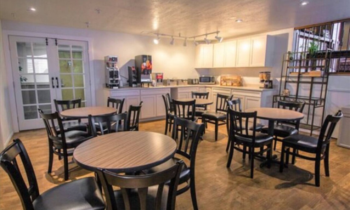 Coeur d'Alene Hotel | FairBridge Inn - Coeur d'Alene