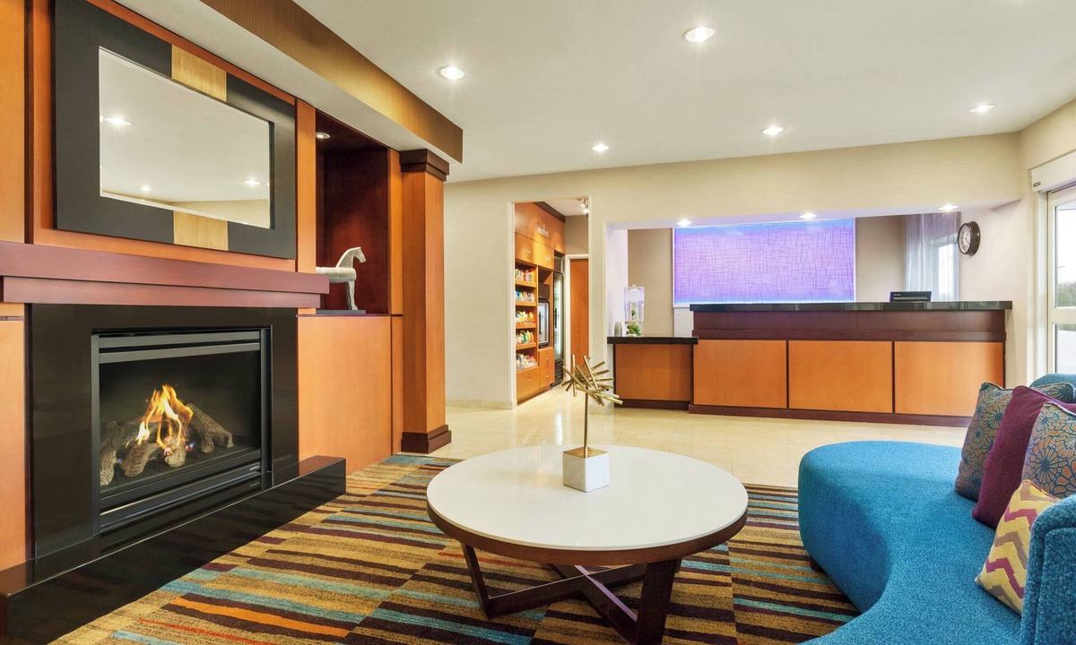 Council Bluffs Hotel | Fairfield Inn & Suites Omaha East/Council Bluffs, IA