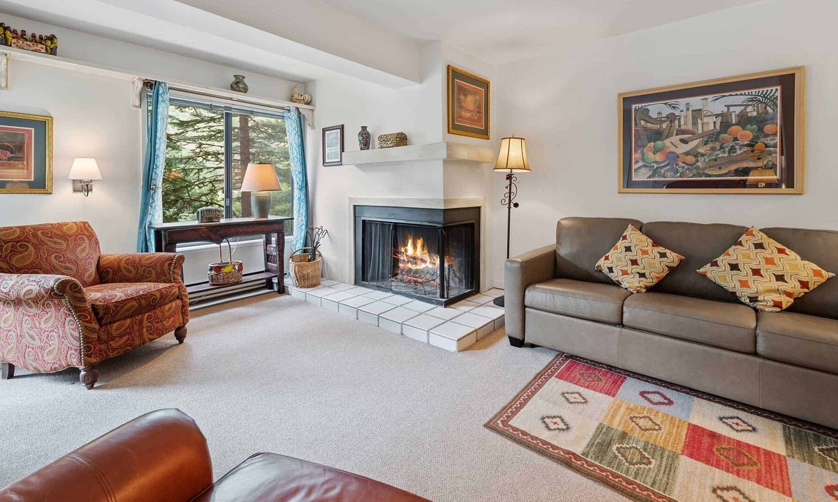 Vail Condo | Fallridge 210 - Bright One Bedroom