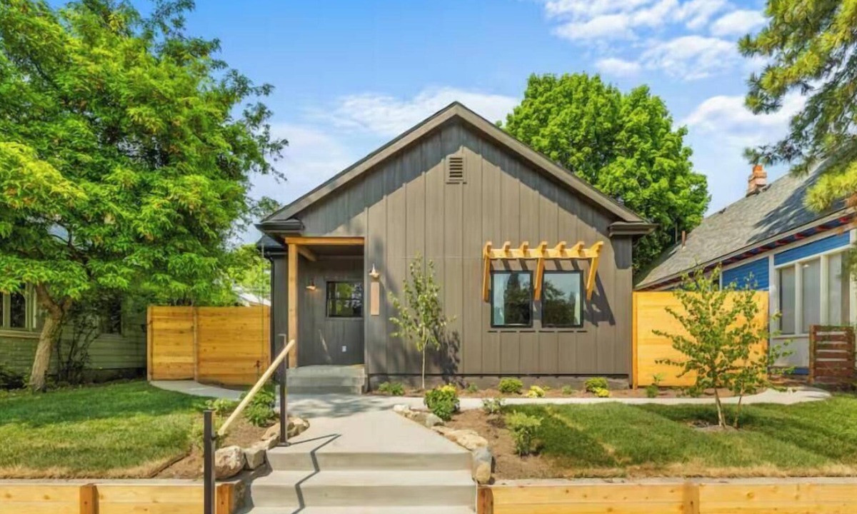 Garden District House | Family Friendly Lakeside Ave