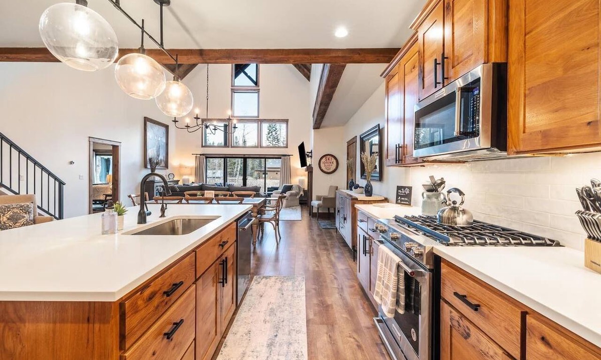 Sandpoint House | Family Retreat | Hot Tub, Game Room near Lake & Golf