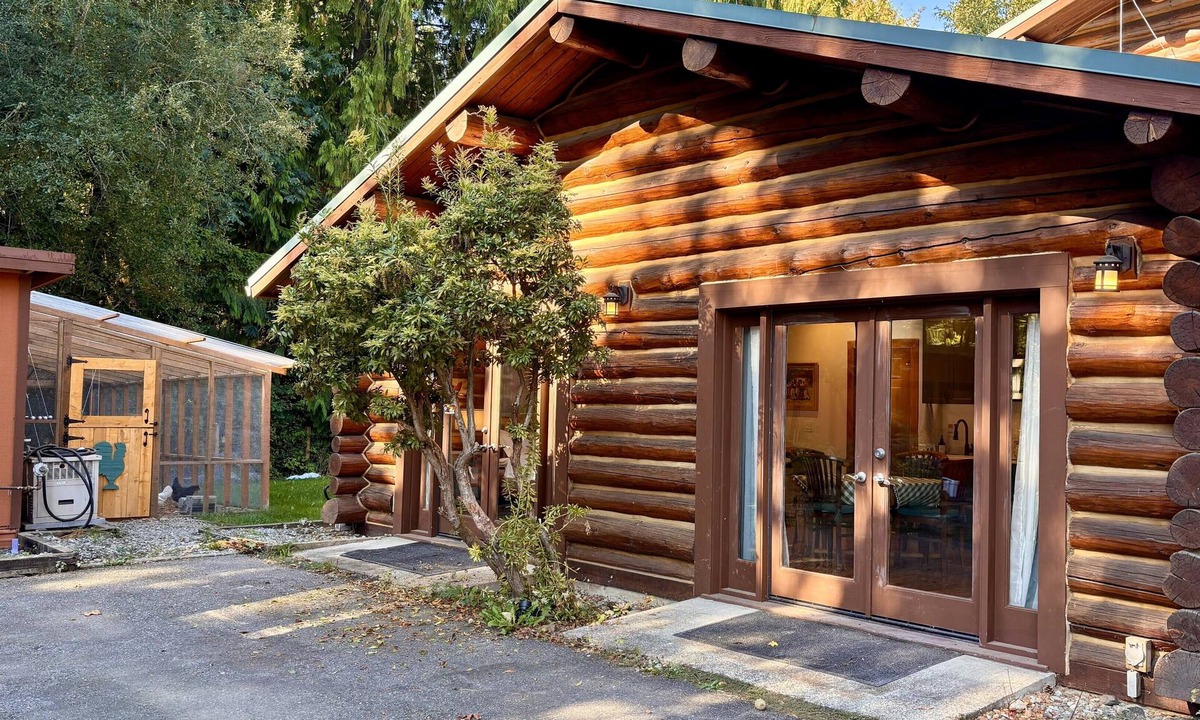Carnation Other | Farmstay in the Woods at Cedrus Farms