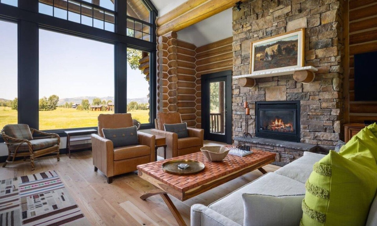Victor Cabin | Fennario Cabin | Bronze Buffalo Ranch