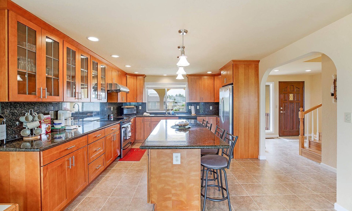 Grayland House | Fiesta Seas - A Beach Bungalow Getaway!