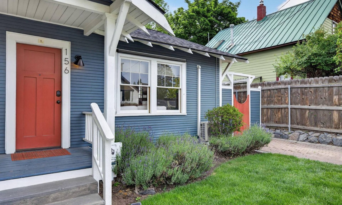 Old Bend Cottage | Fir Millhouse - Lovely historic cottage in downtown Bend