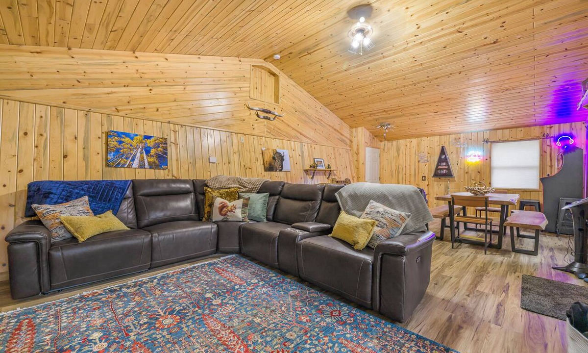 Island Park Cabin | Firepit, Game Room, Perfect for Fishing/ATV @ Creekside Cabin