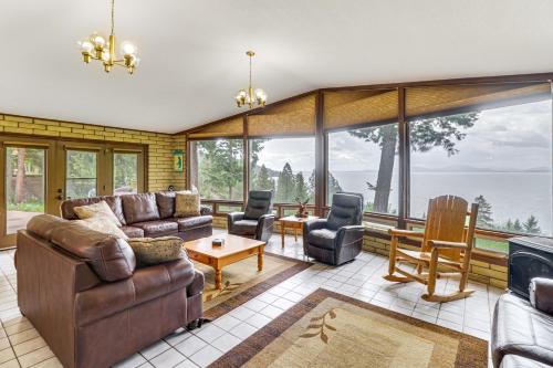 Bigfork House | Flathead Lake Views: Scenic & Spacious Retreat!