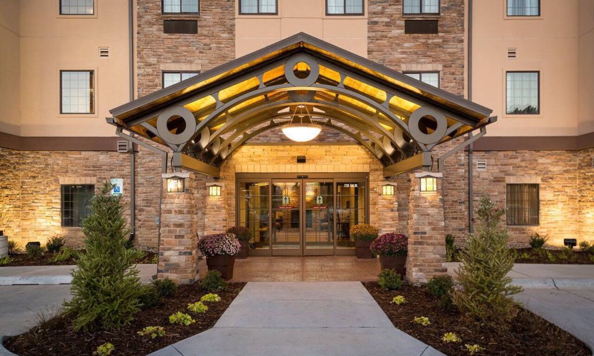 West Omaha Apartment | Free Breakfast. Pool. Great for Business Travelers!