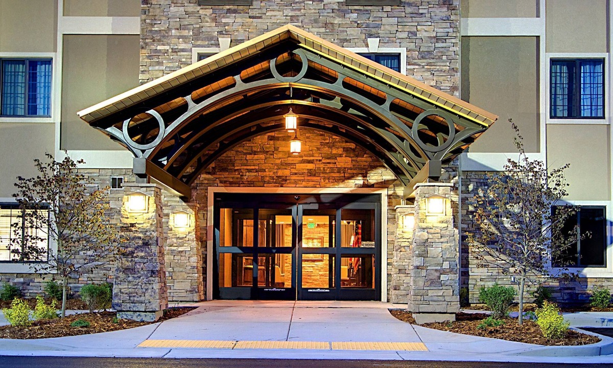 West Valley City Condo | Free Breakfast Buffet. Pool, Hot Tub & Waterslide. Perfect Family Vacation!