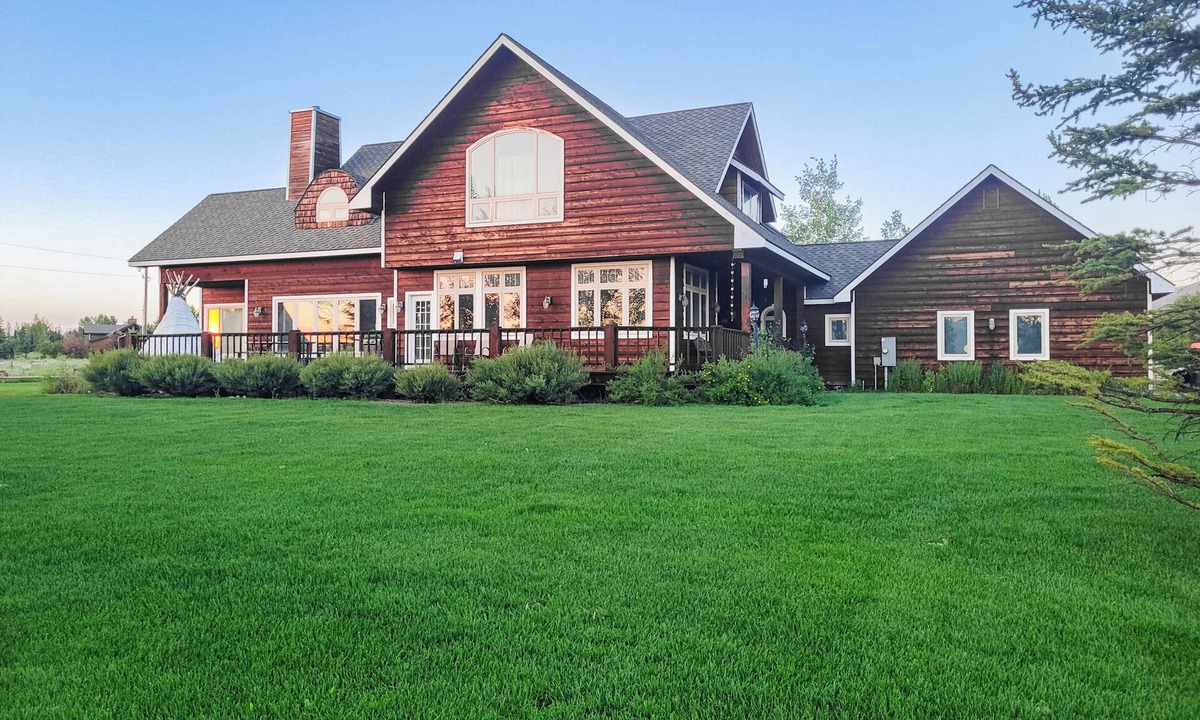 Driggs House | Fun w/Family! Mtn-View Gem w/Deck in Driggs