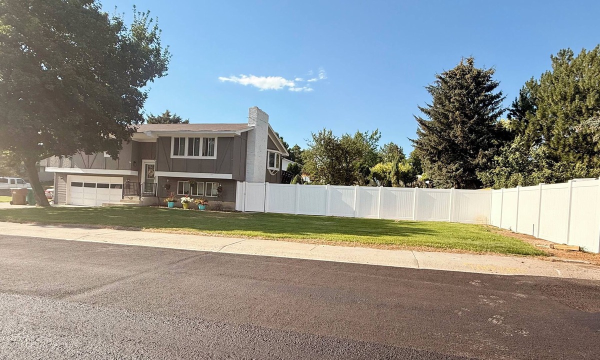 Chubbuck House | Gorgeous 4-bedroom house in charming Pocatello perfect for families & friends