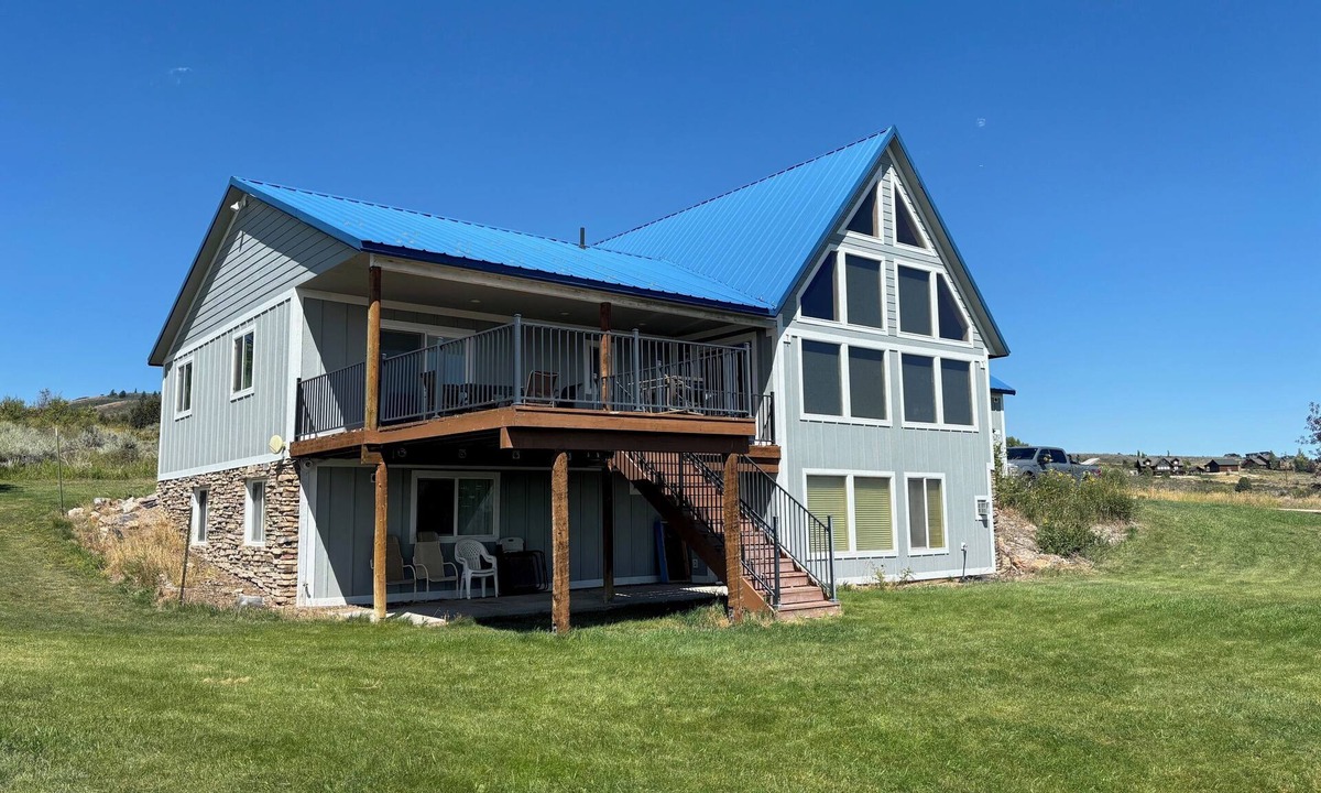 Fish Haven Cabin | Great Bear Lake Cabin. Please email before booking.