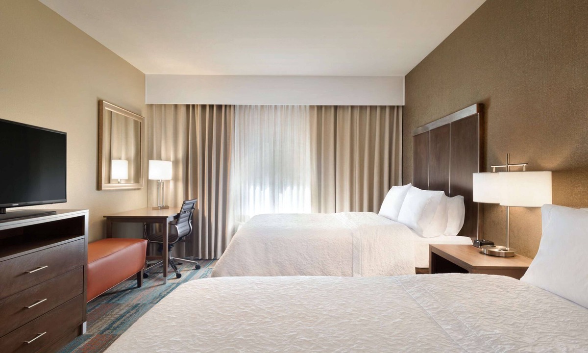 Elko Hotel | Hampton Inn Elko