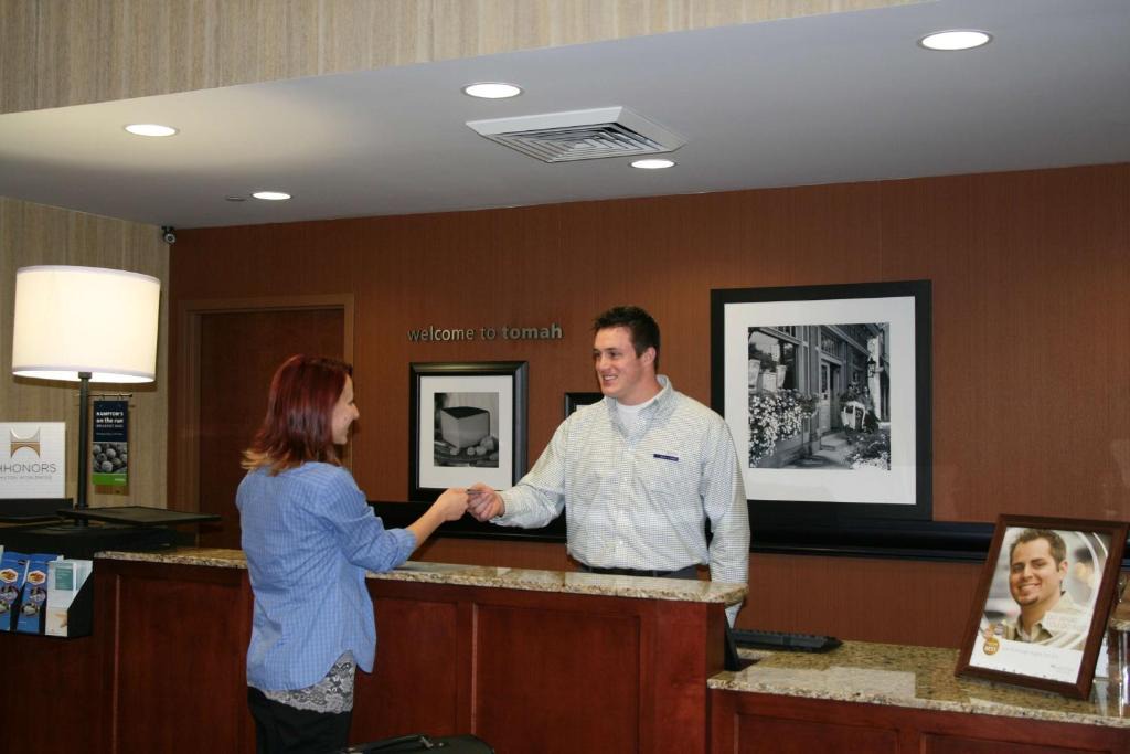 Tomah Hotel | Hampton Inn Tomah