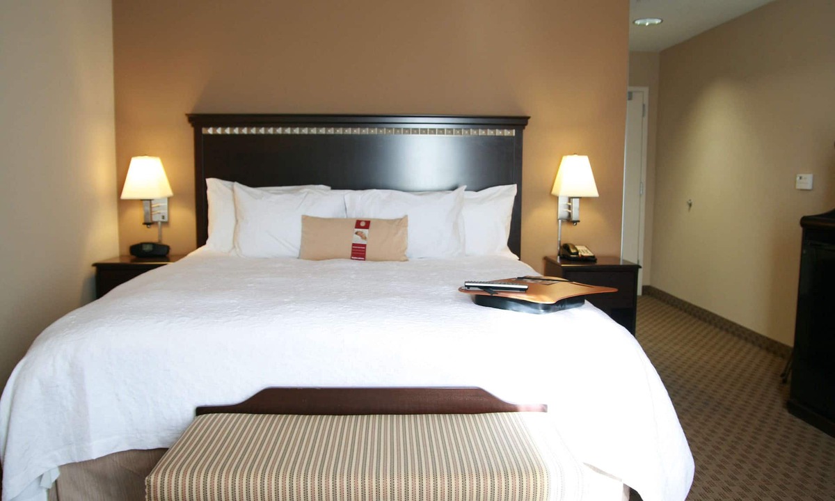 Topeka Hotel | Hampton Inn Topeka