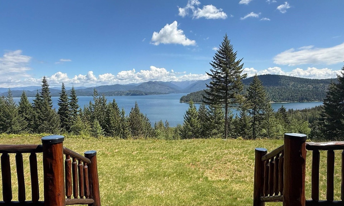 Sandpoint Cabin | Handcrafted Luxury Lodge with Panoramic Lake View