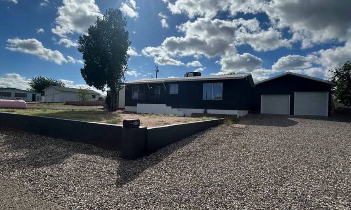 Camp Verde House | Head St Townhome