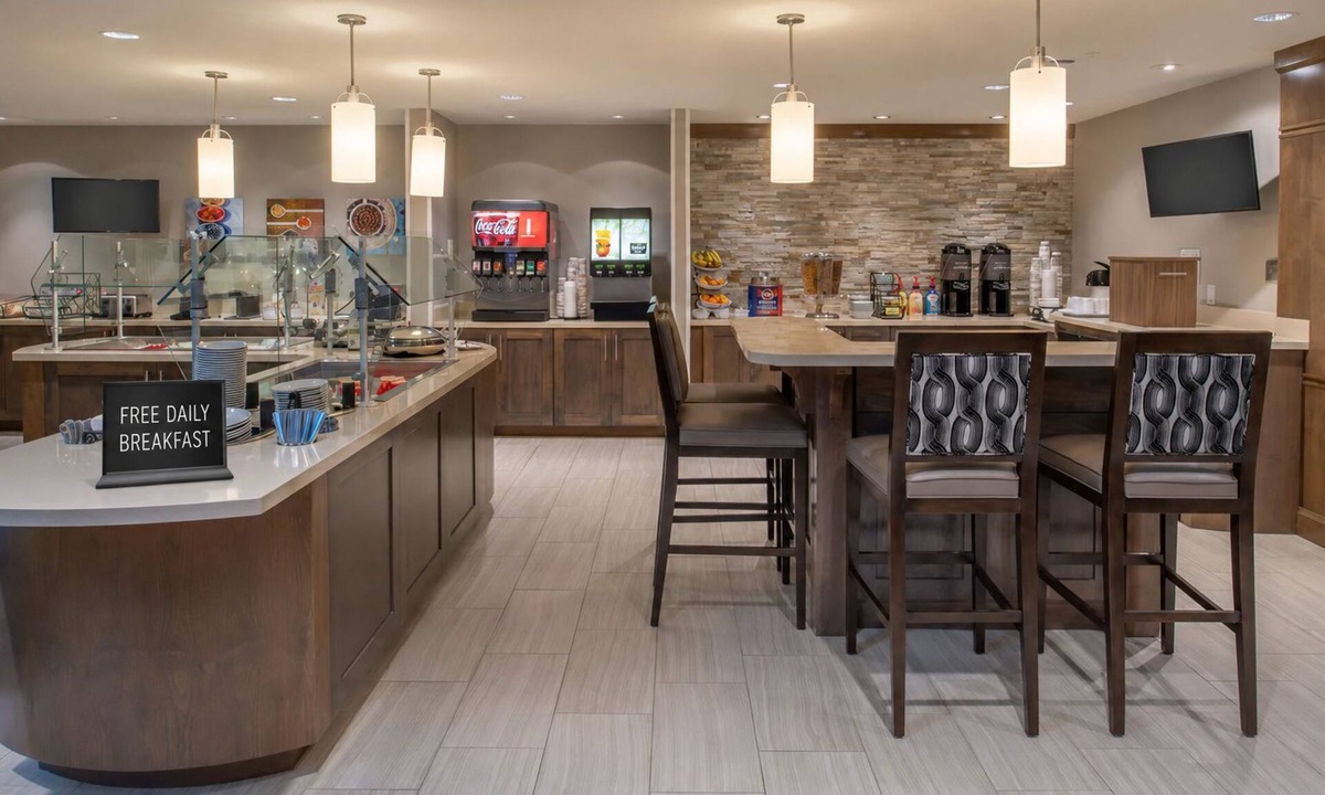 Hillsboro Apartment | Hearing Accessible 1BR Suite | Pool + Breakfast