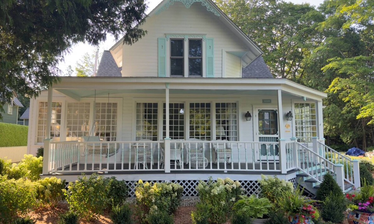 Mackinac Island Cottage | Historic Cottage on Mackinac Island