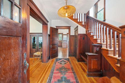 Downtown Vancouver House | Historic Home in Downtown Vancouver