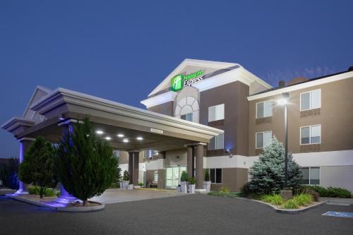 Yreka Hotel | Holiday Inn Express Yreka-Shasta Area by IHG