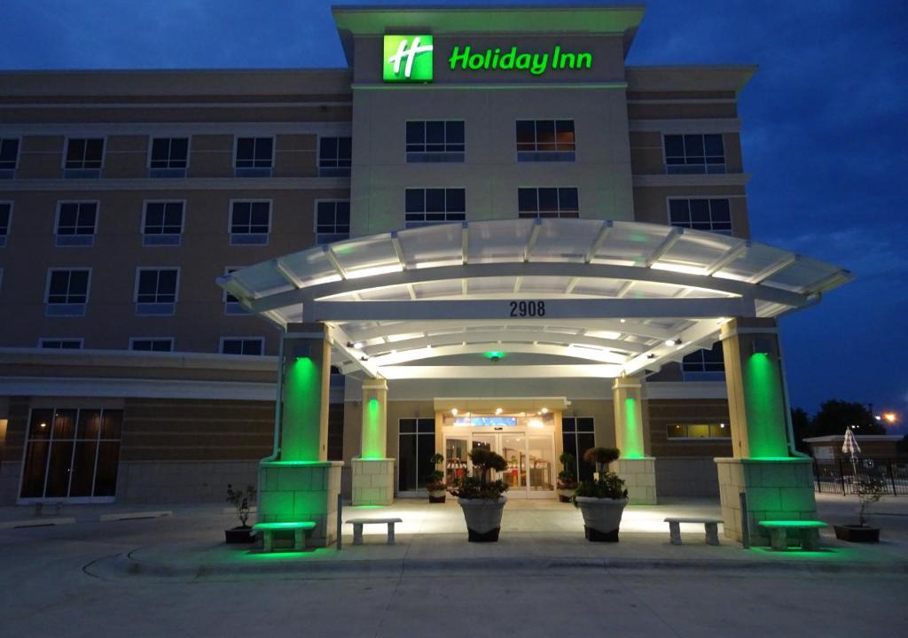 Jonesboro Hotel | Holiday Inn - Jonesboro by IHG