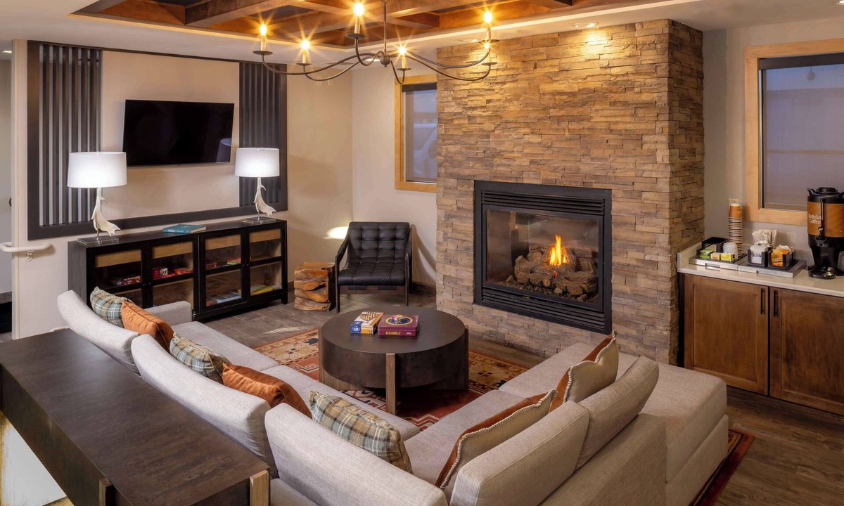 Jackson Hole Hotel | Homewood Suites by Hilton Jackson