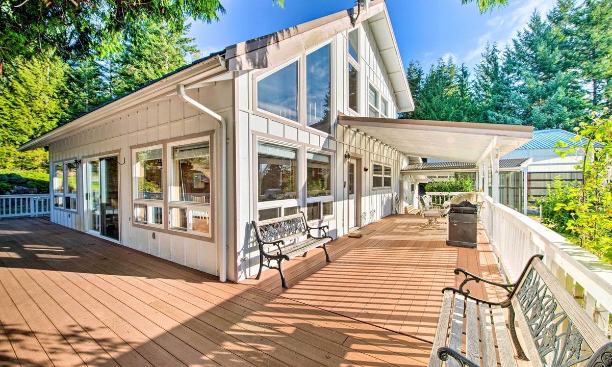 Brinnon House | Hood Canal Home w/Views - Bordering Olympic NP!