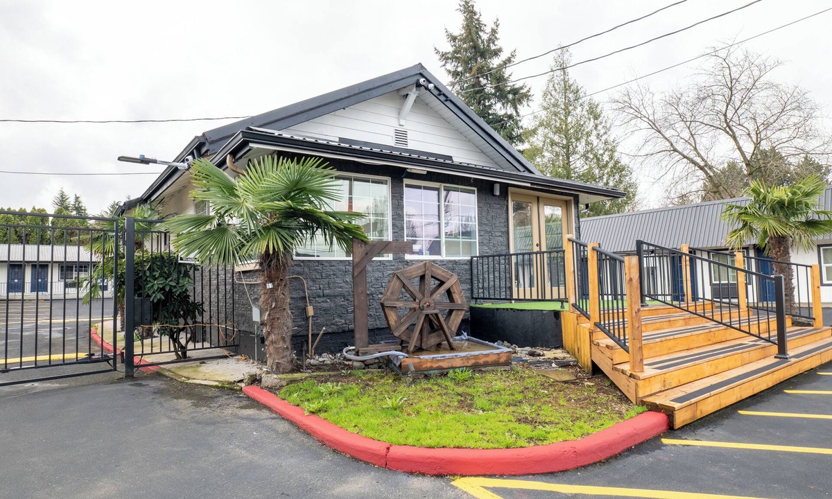 Parkrose Hotel | Horseshoe inn