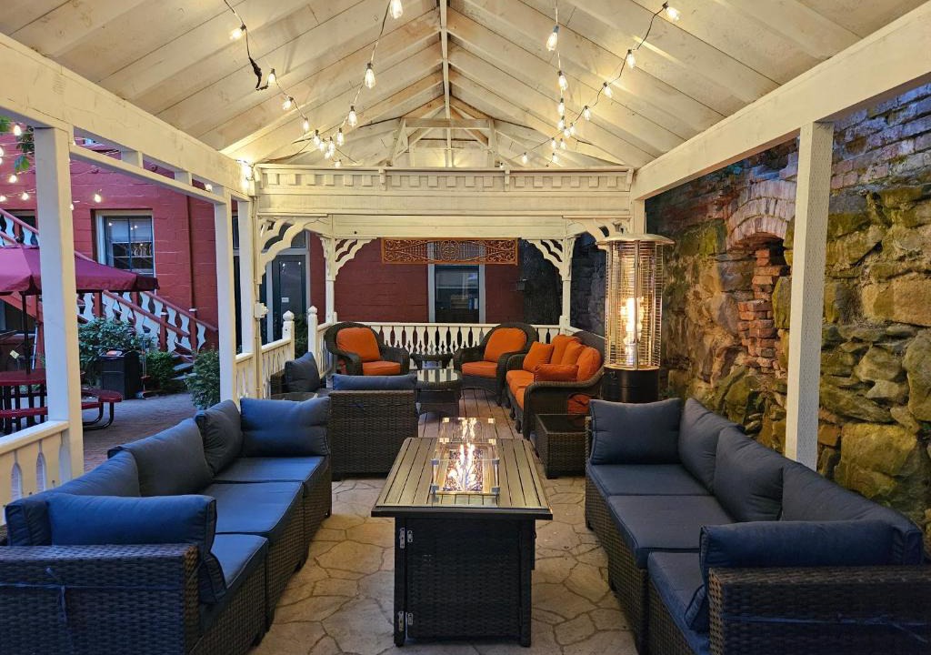 La Conner Hotel | Hotel Planter