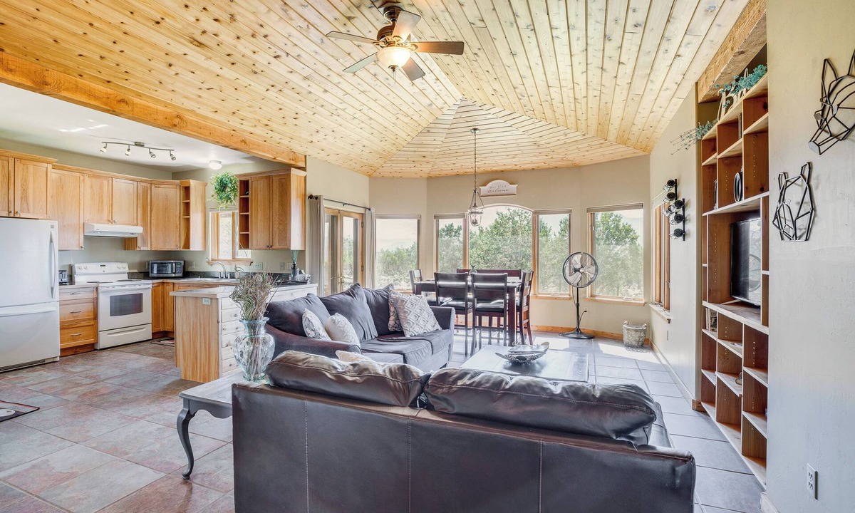 Hotchkiss Cottage | Hunt, Fish & Explore: Mtn-view Home in Hotchkiss