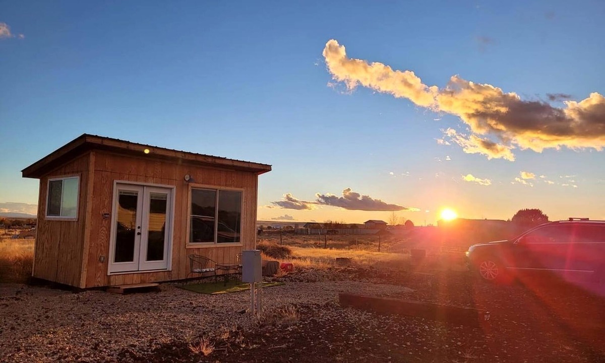 Mohave County House | Idyllic Tiny Cabin Lovely for a Romantic Escape in Arizona