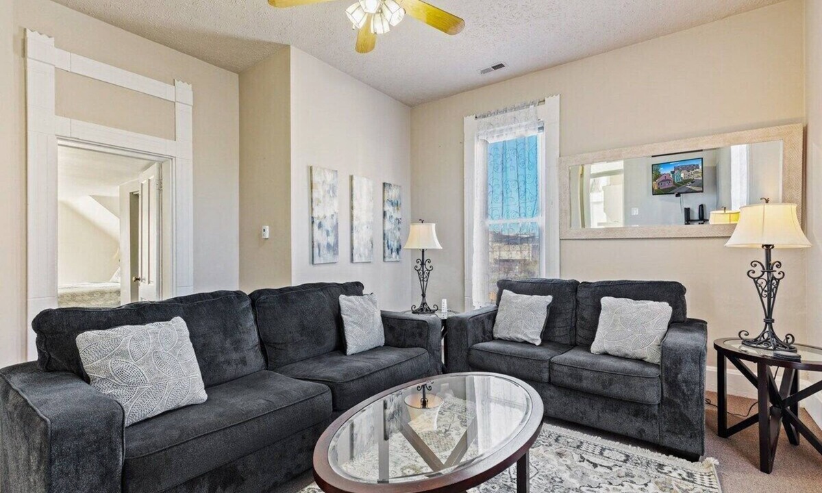 Babe Denny House | Indy Stadium Villas 701