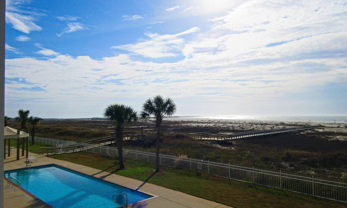 Dauphin Island Condo | Inn at Dauphin Island 212 Family Friendly Sleeps 8 with Great Views!