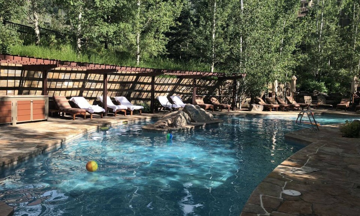 Teton Village Resort | Jackson Hole, located in Four Seasons Residence Club, 3 Bedroom 12/21/24-1/4/25