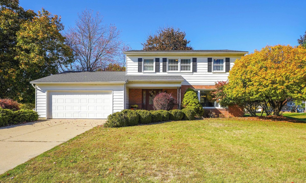 Jackson House | Jackson Home w/Fire Pit & Yard: 3 Mi to Downtown