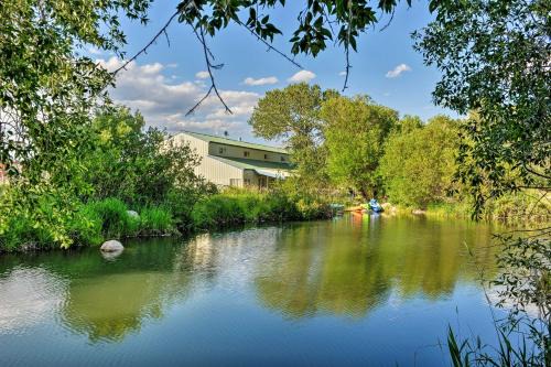 Clark House | Kayaks & Views: Yellowstone River Lodge in Clark