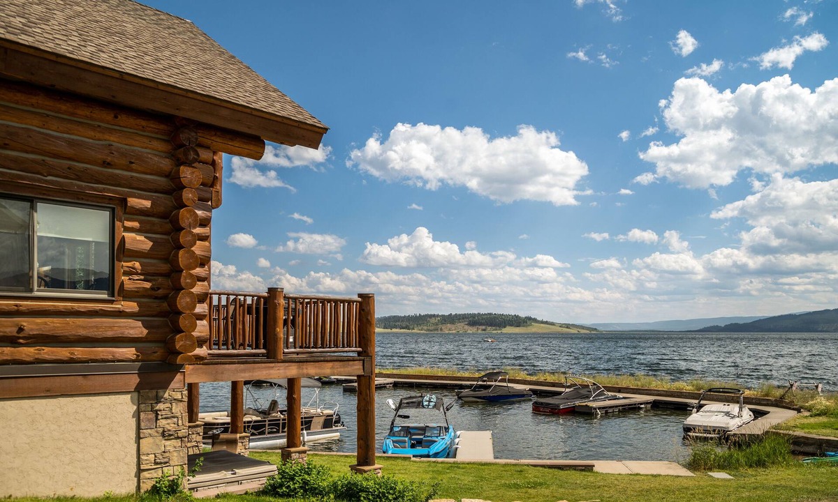 West Yellowstone House | Kings Cabin