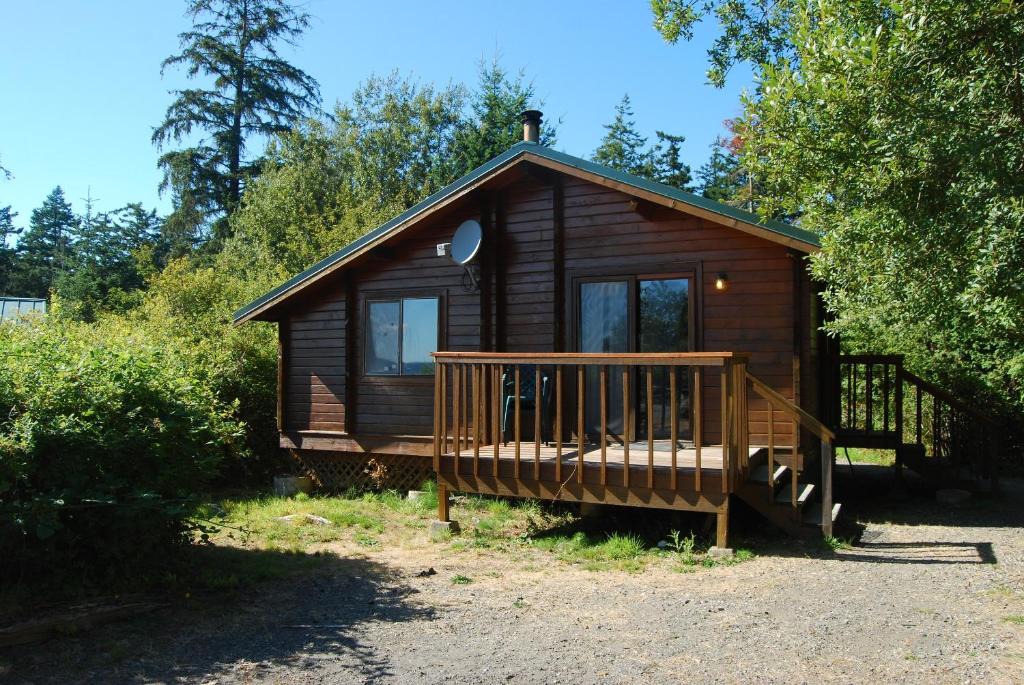 La Conner Resort | La Conner Camping Resort Cabin 8