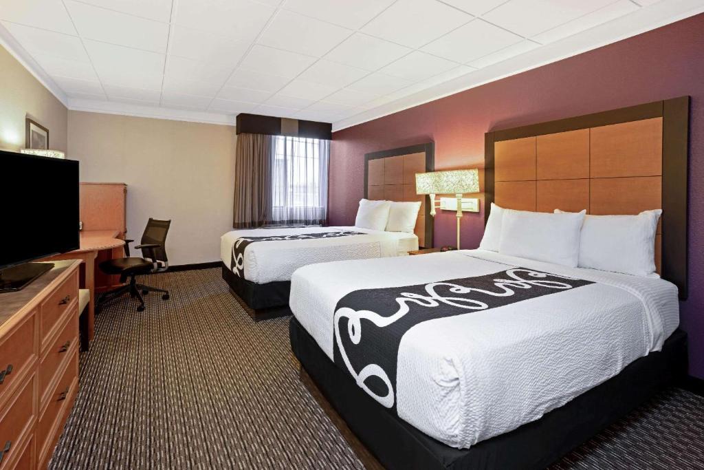 New Tacoma Hotel | La Quinta by Wyndham Tacoma - Seattle