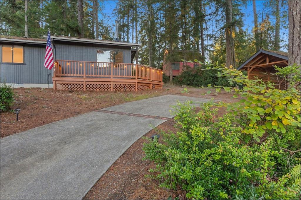 Lakebay House | Lakebay Cottage