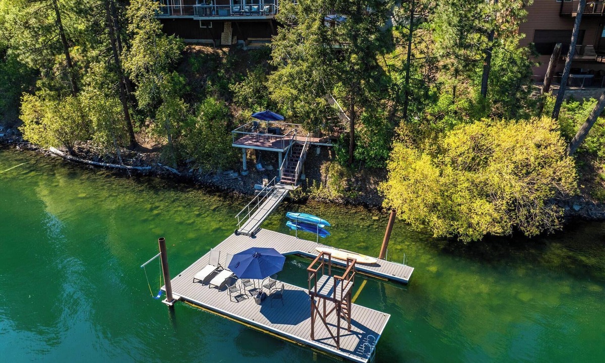 Hayden Lake House | Lakefront Retreat with Private Dock, Jump Tower & Kayaks