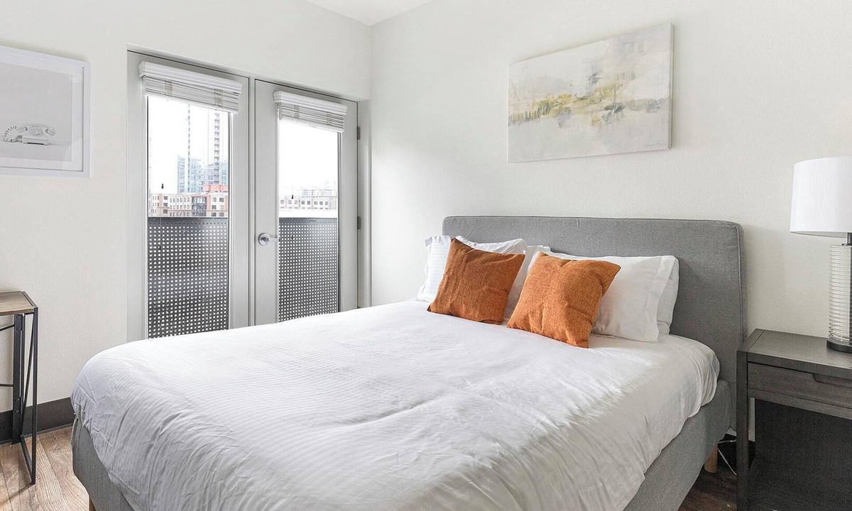 Pearl District Apartment | Landing | Amazing Studio, Gym, Courtyard