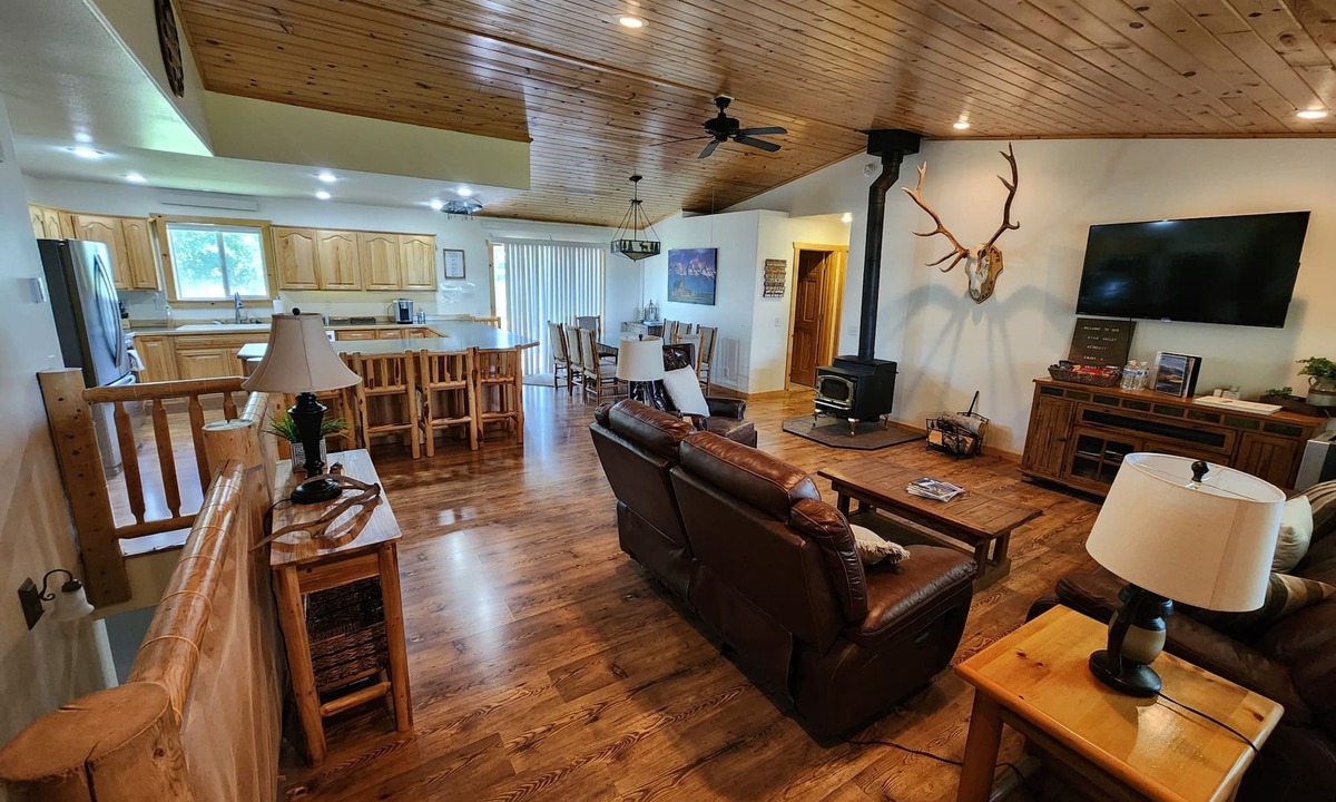 Star Valley Ranch House | Large House with 2 King Beds, Game Room and Deck, 60 minutes from Jackson Hole