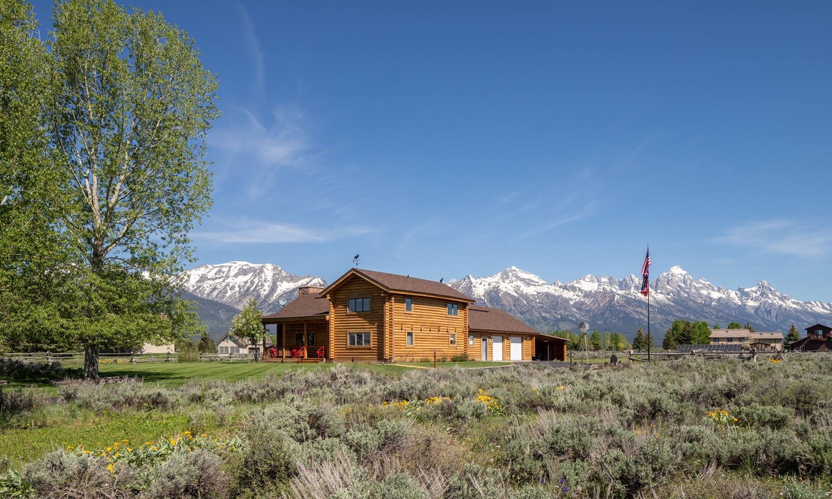 Jackson House | Large private home near Grand Teton National Park