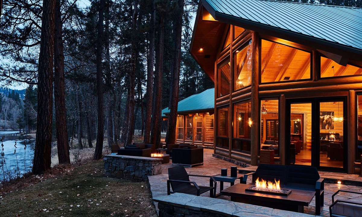 Grantsdale Cabin | Lodge at The Bitterroot Mile Club