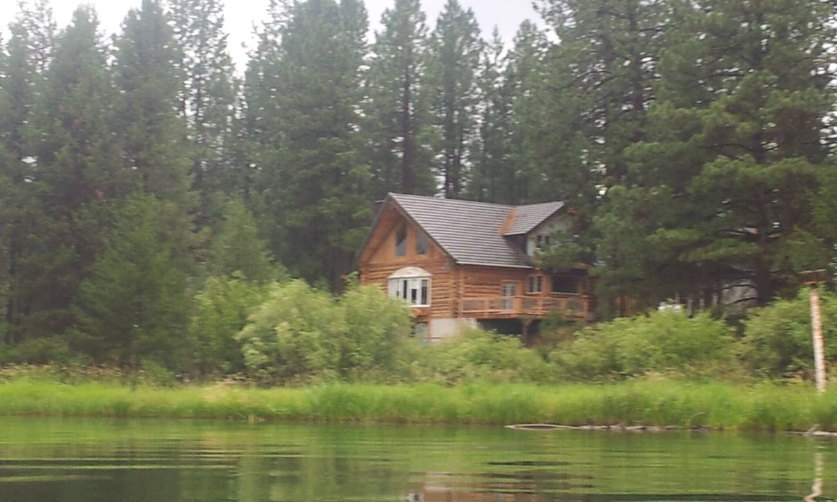 Sunriver Cabin | Log home On the Deschutes River Bend, OR