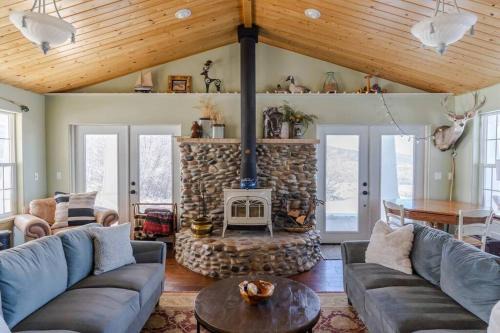 Mesa House | Lone Eagle Haven home