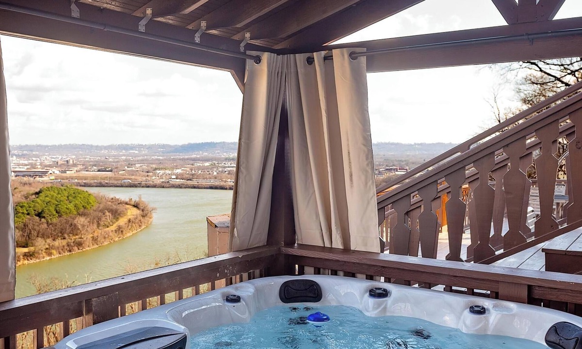Chattanooga House | Lookout Mountain Riverview Inn